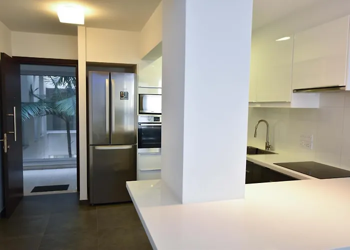 Glabur - The Amazing 1 Bdr - Executive Center Free Parking & Wifi *