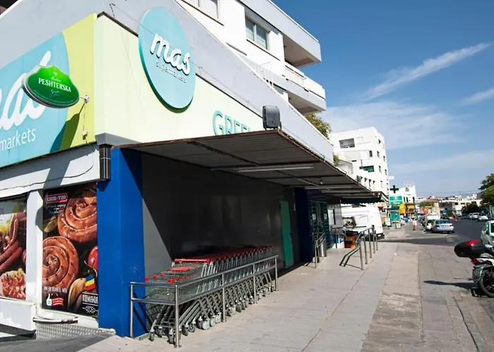 Glabur - The Amazing 1 Bdr - Executive Center Free Parking & Wifi Lägenhet Nicosia