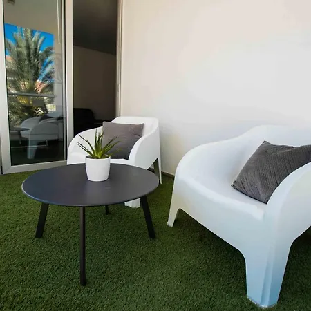 아파트 Glabur - The Amazing 1 Bdr - Executive Center Free Parking & Wifi *